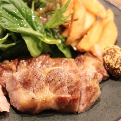 バター醤油ソースで！能登豚肩ロースグリル