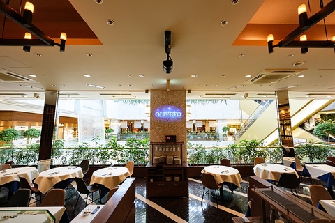 落ち着いた雰囲気で楽しめる本格イタリアン・フレンチ。こだわりの料理をご提供