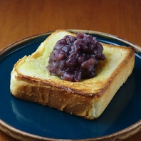 名物小倉トーストと相性抜群のコーヒーを堪能♪