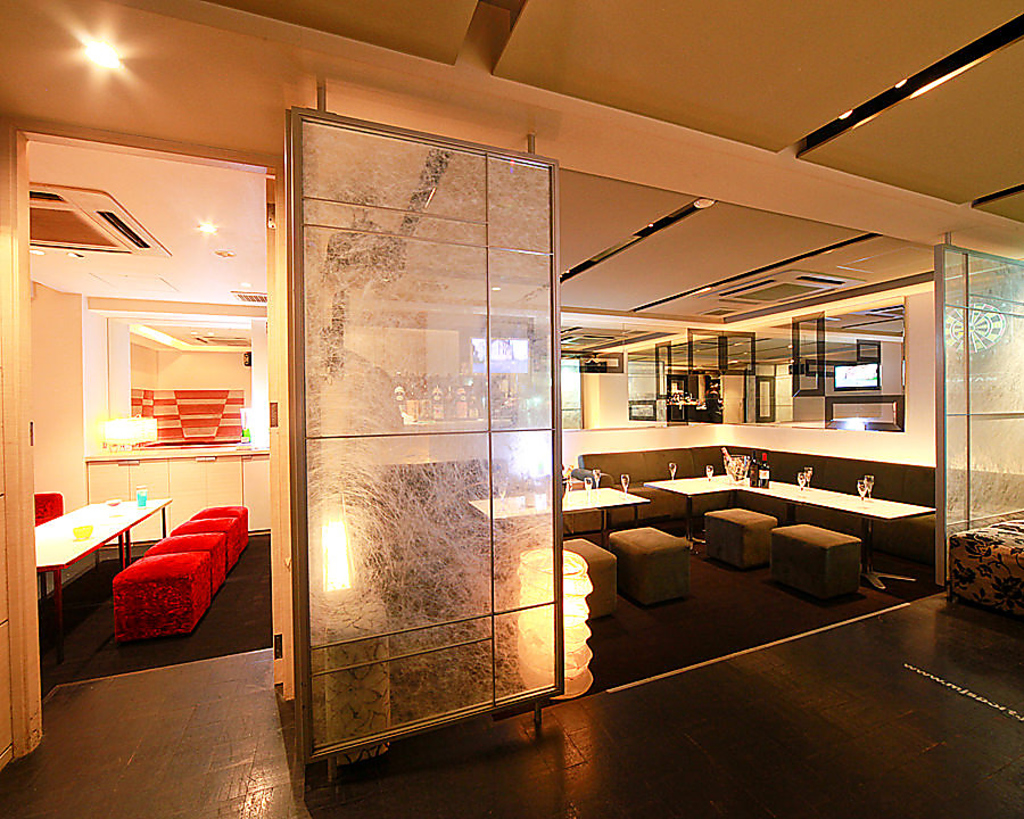 15名～フロア貸切ＯＫ！大型モニター・ダーツ・カラオケなど充実設備♪パーティーや結婚式2次会に☆