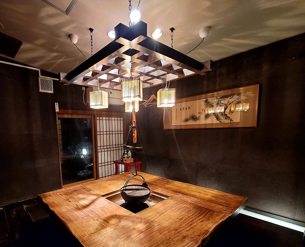 落ち着いた雰囲気で楽しい一時をお楽しみ頂けます♪12名様までの個室。昼宴会も可！換気◎