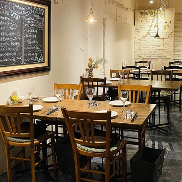 Casual au Alice カシュアル オ アリスの雰囲気1