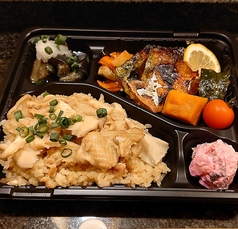 鯖と舞茸御飯弁当