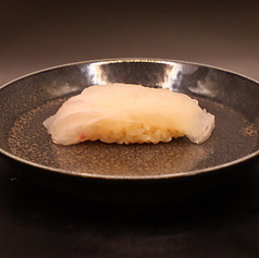 鯛(昆布締め)