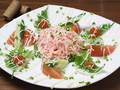 料理メニュー写真 明太子ソースの大根サラダ