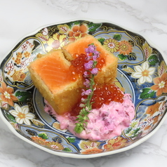 サーモンレアカツ　タルタル