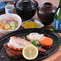 料理メニュー写真 おさき定食（・カット肉５０ｇ・イカ・ホタテ・小えび）
