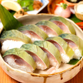 料理メニュー写真 特製鯖寿司