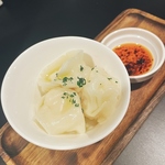 【当店大人気☆全部海老のぷりぷりゆで餃子】ちゅるんとモチっと食感ぷりぷりで病みつきになる逸品！