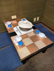 2階　お座敷　4名席×3卓。2名様から4名様まで。お子様も大歓迎でございます♪