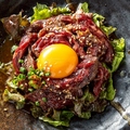 料理メニュー写真&nbsp;牛炙りユッケ