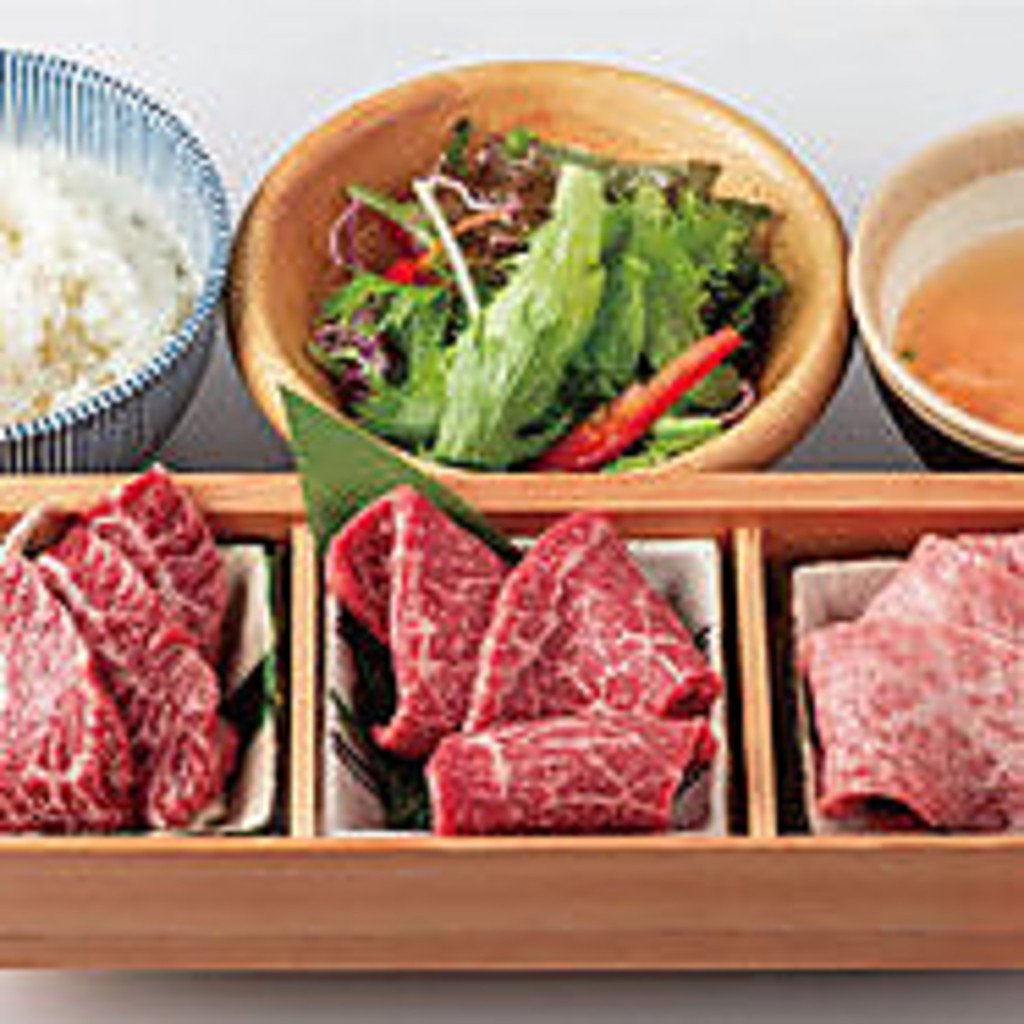 昼接待や会食などに最適な山形牛を使用したランチメニューもご用意♪上質な山形牛で贅沢なランチを♪