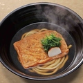 料理メニュー写真 大判 きつねのおうどん / 玉子とじのおうどん