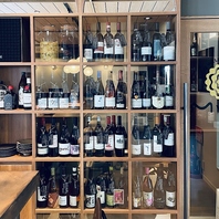 ワインセラーからお好みのワインをチョイス♪