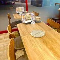 食堂ココロオドル 六甲道店の雰囲気2