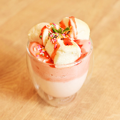 ストロベリースモア