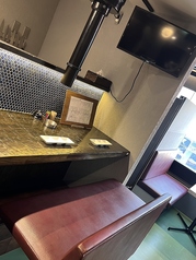 ゆったりと使えるテーブルのお席です。