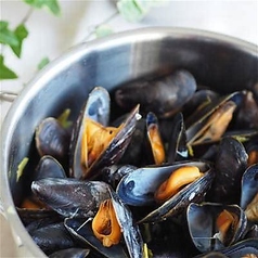 ムール貝の白ワイン蒸し/Steamed　ｍussels in white wine