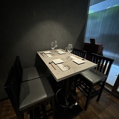 4名様までご利用いただけるテーブル席です。