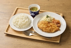 特製甘酢のチキン南蛮定食(半身)