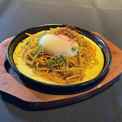 鉄板ピリ辛チーズ麺
