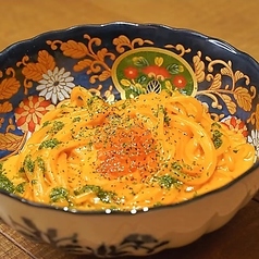 いくらと雲丹クリームの生パスタ
