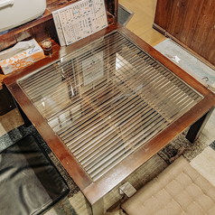 3名様までOKの掘りごたつタイプの落ち着く個室です◎