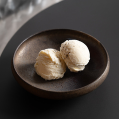 澪(Mio) -ミルクアイスクリーム-