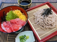 蕎麦　ミニ鉄火丼膳