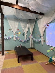 4人掛けの座敷があります。