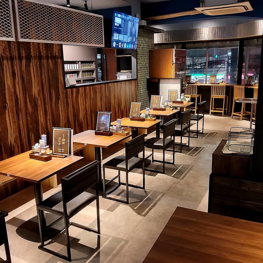 雰囲気抜群！おしゃれな店内で喫茶ならではのレトロなメニューを心行くまでご堪能ください☆