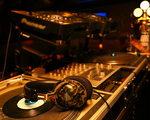 本格DJでオリジナルパーティーを♪仲間×美味しい料理×お好きな音楽で…クラブパーティー出来ます!