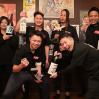 元気なスタッフが全力で接客しております♪