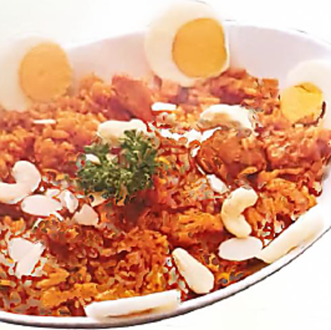 本格スパイス香る自慢のカレーは辛さを激辛まで調整可能◎お酒に合う逸品も多数あり♪