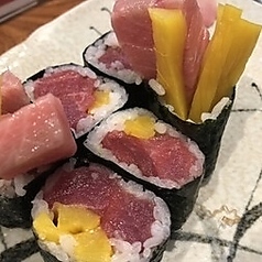 【寿司】本鮪のとろたく巻