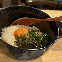 卵黄ととろご飯