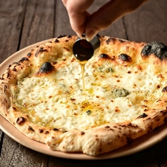 クワトロフォルマッジョ　ブラッドオレンジソース