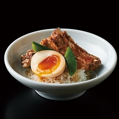 ベイビーバックリブのルーロー飯