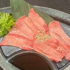 和牛しもふり刺し