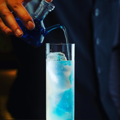 チャイナブルー