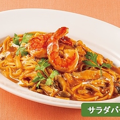 濃厚オマール海老ソースの生パスタ
