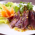 料理メニュー写真 タイ風牛肉のたたき