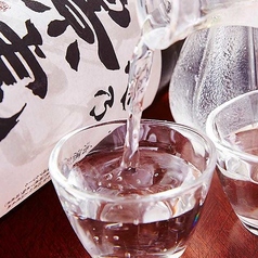 和食をより引き立てる地酒の深みと華やかな香り