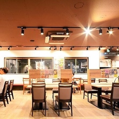 キッチンヒロシ 本店の雰囲気1