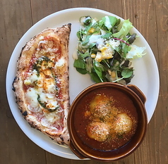 PIZZA工房 兎に角 とにかくのおすすめランチ2