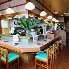 1名様からお気軽にご利用いただけるカウンター席。