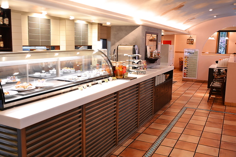 神宮東公園横の一軒家イタリアン　女性グループ・団体・家族におすすめ♪駐車場も完備