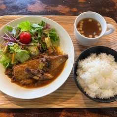 美味しい料理で特別なランチタイムをお楽しみください♪