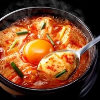 本場韓国屋台料理が豊富