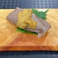 料理メニュー写真&nbsp;うにく寿司～ 肉と雲丹のコラボ～